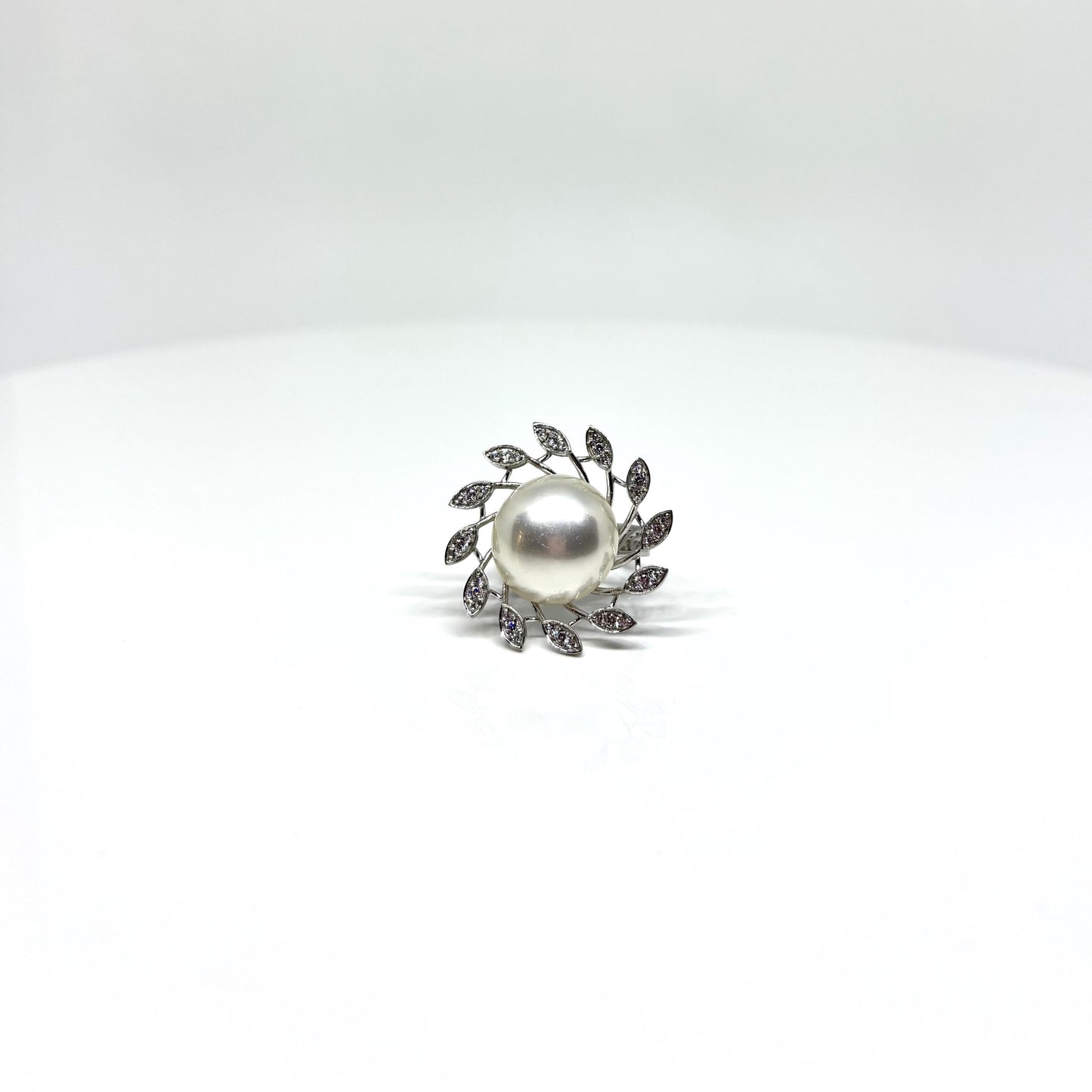 Pearl Diamond Ring for women. Exquisite Gift.