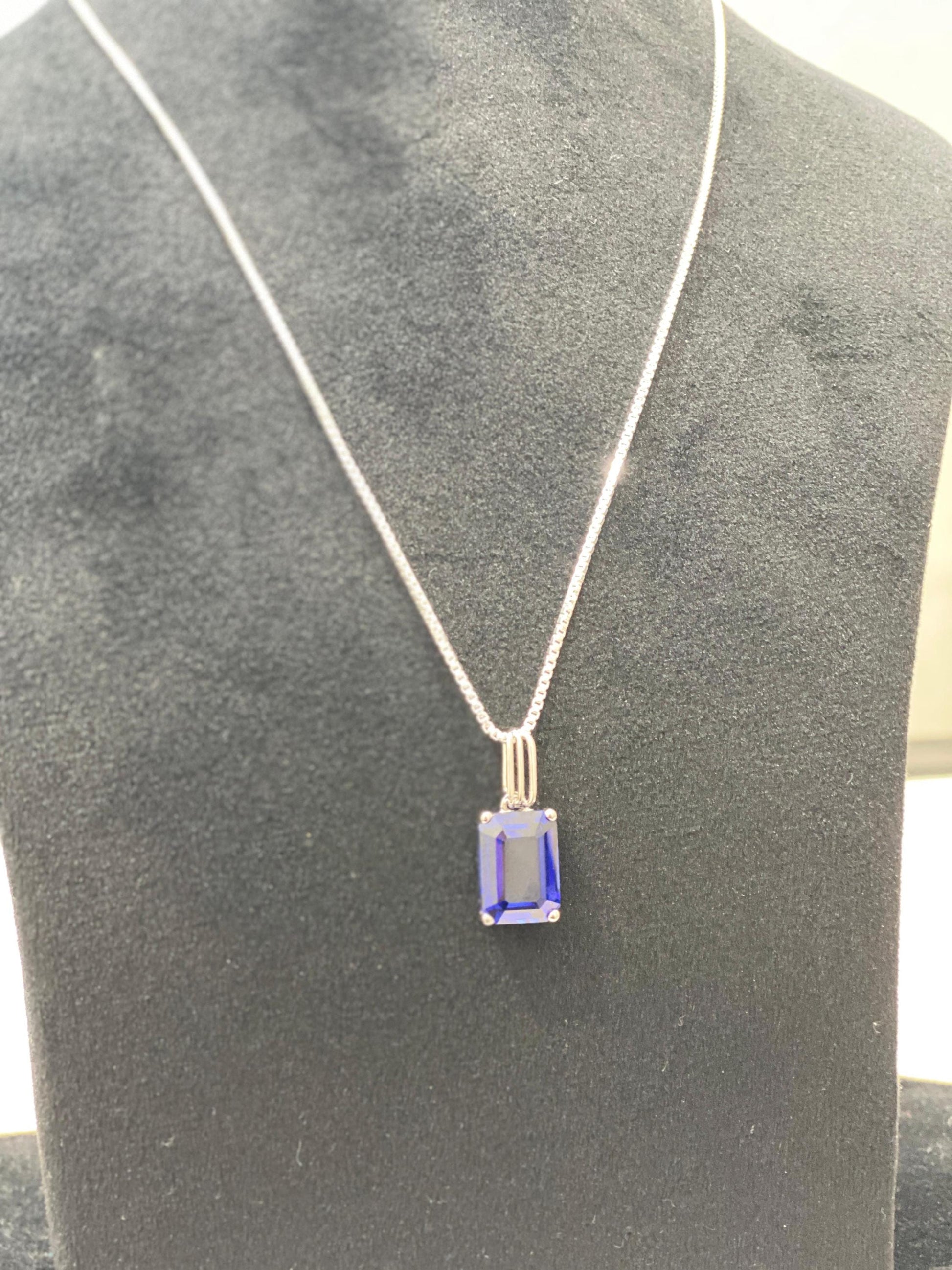 Blue Onyx Pendent. Minimal design, Emerald cut, White gold 18K Plated sterling silver.