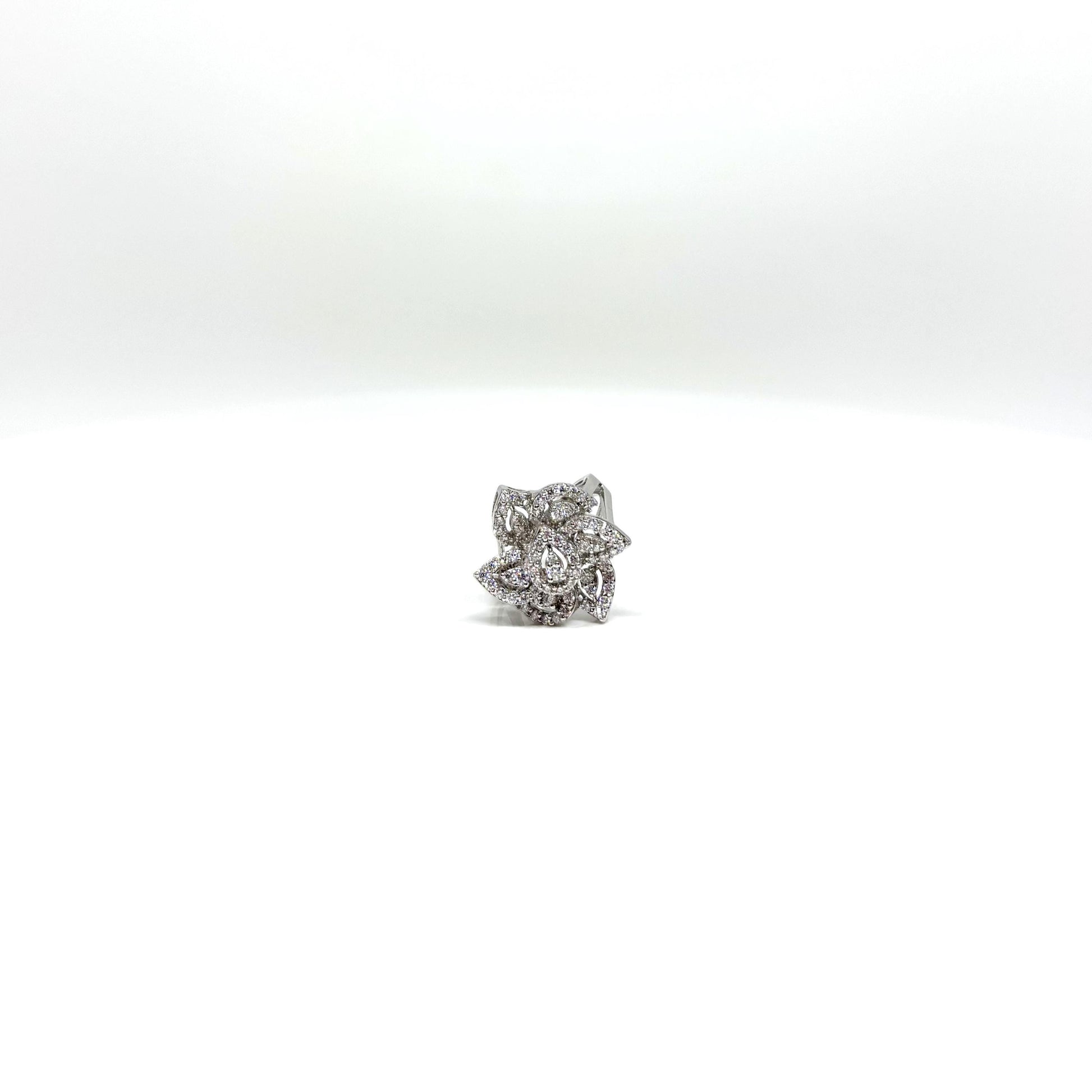 Statement Ring for women. Flower Design.