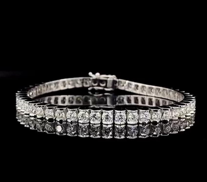 3mm Tennis Bracelet. New Prong less Design. All natural Diamond. 14 karat solid gold.