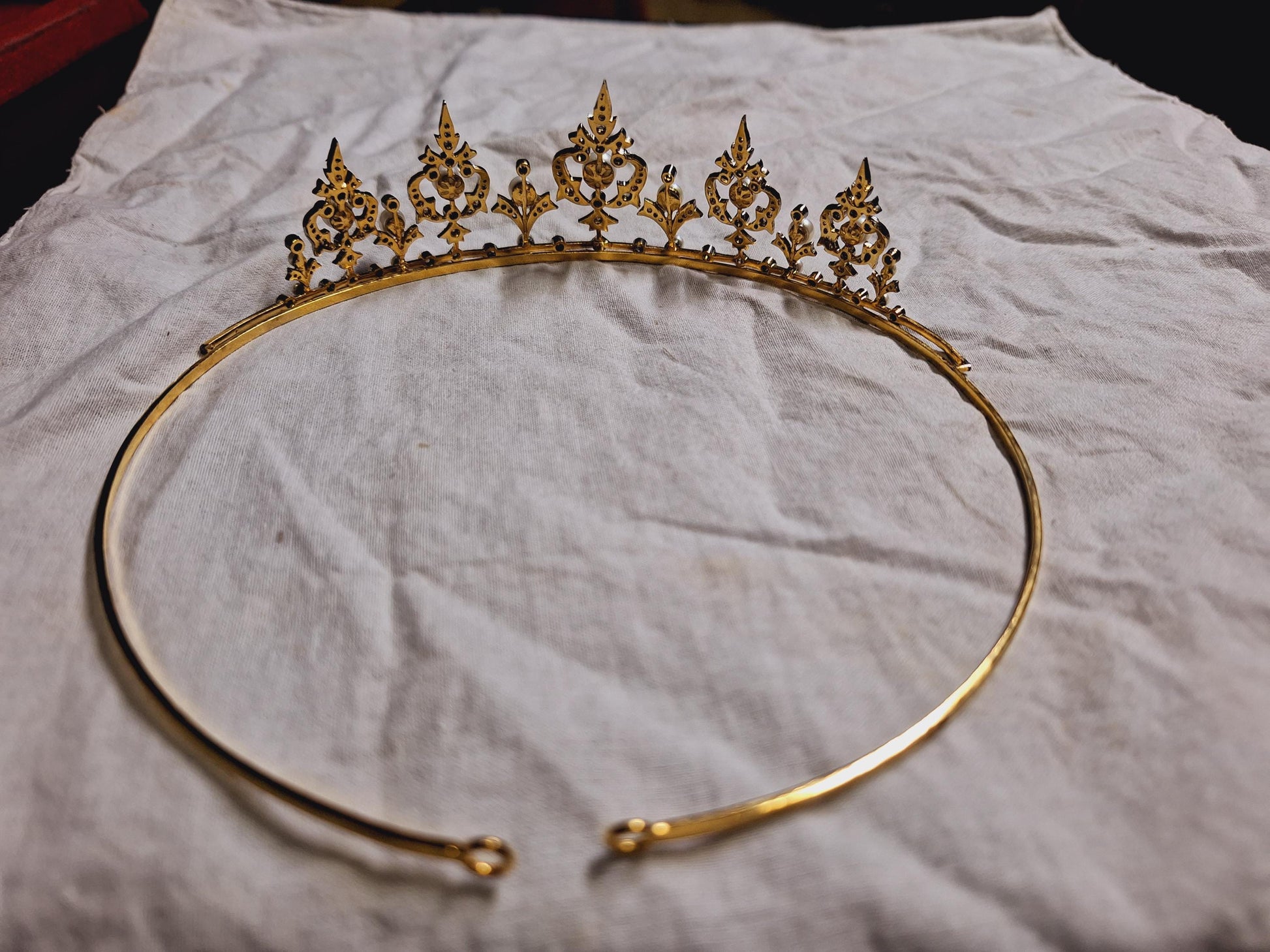 Tiara - 12ct Natural Diamond 15ct Pearl 925 Sterling Silver Tiara