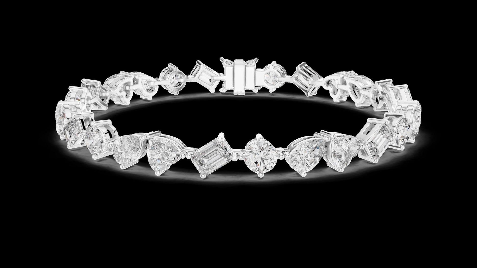 Unique Designer Bracelet high-end Jewelry. For women. Diamond. 14 Karat Gold.