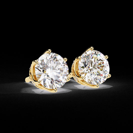 Stud Earring. Gold earring. Crown Style.