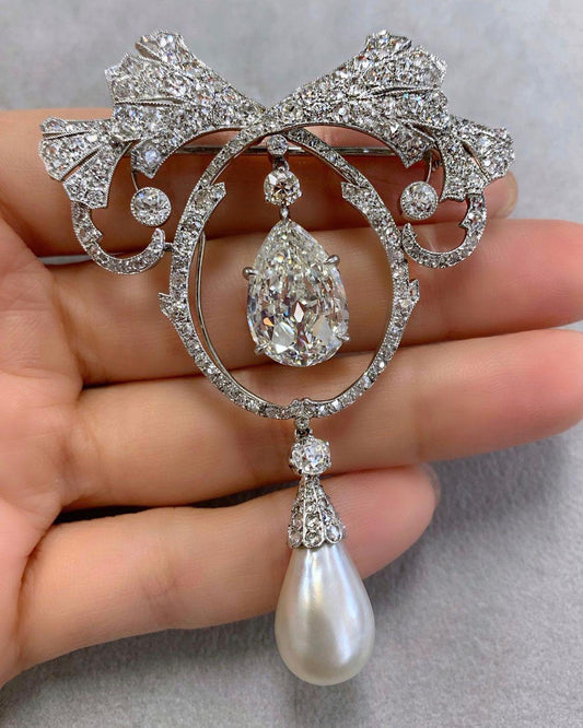 12ct Diamond 10ct Pearl 925 Sterling Silver Brooch