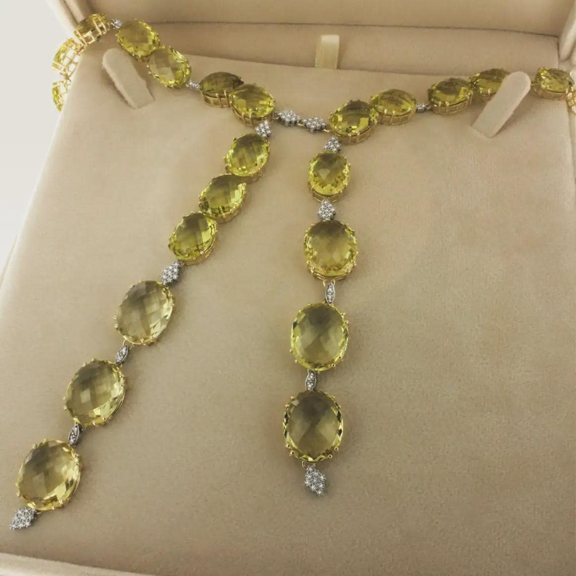 Necklace - Oval Shape 210ct Citrine 2ct Natural Diamond Royal Necklace 925 Sterling Silver