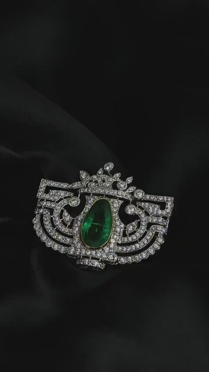 25ct Emerald 4ct Lab Diamond 925 Sterling Silver Brooch